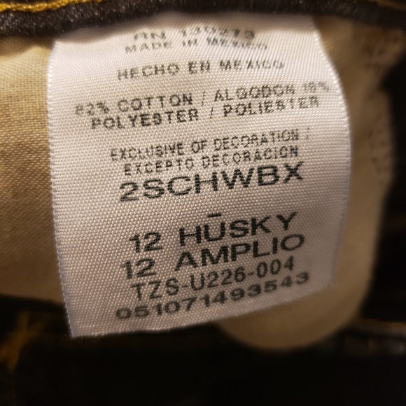 Shorts - Picture 3 of 3